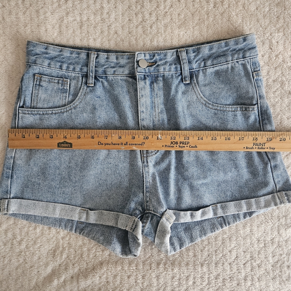 🖤3/$15 Denim Shorts, Size Large - Picture 4 of 6